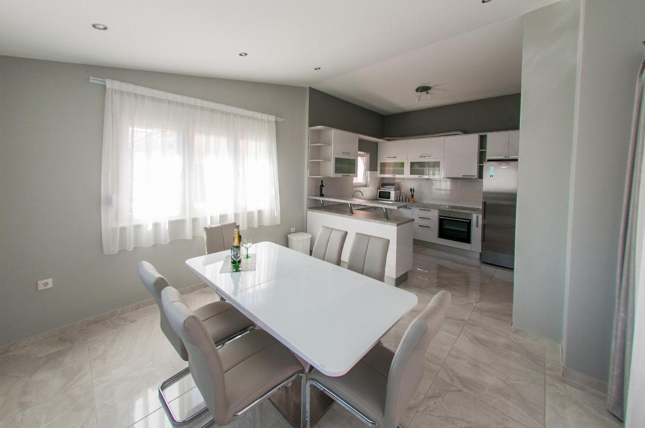 Apartments Anita Стобрек Экстерьер фото